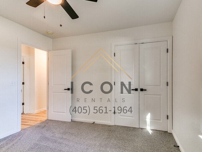 Building Photo - 11747 Silver Maple Dr