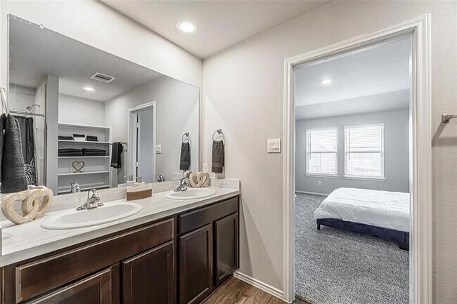 Building Photo - 5126 Morava Ln