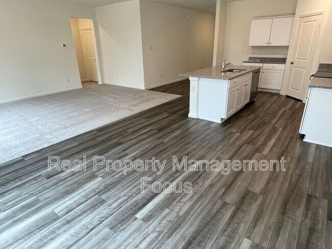 Building Photo - 2629 Silver Leaf Ln
