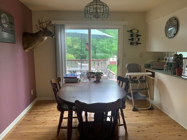 Building Photo - 138-140 Huntington Rd