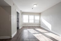 Building Photo - 5045 E 10th St