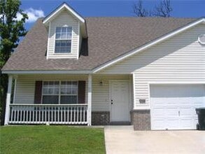 Building Photo - 3044 W Marigold Dr
