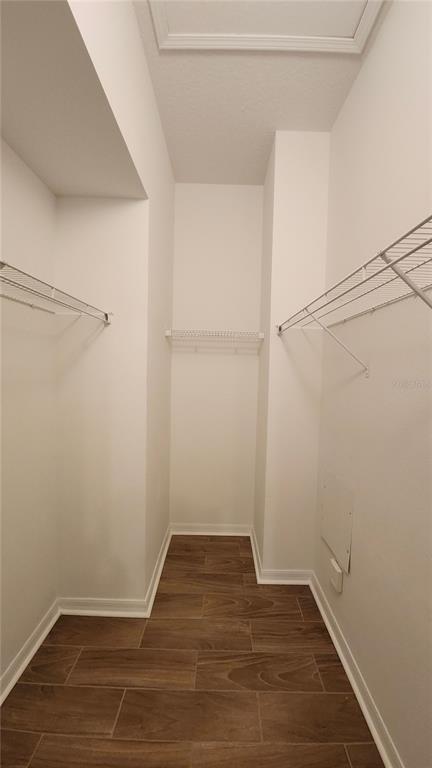 Building Photo - 7955 Carriage Pointe Dr