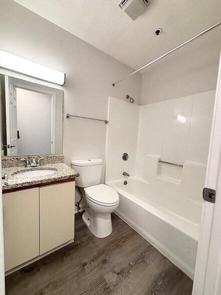 Building Photo - 11 Langdon St