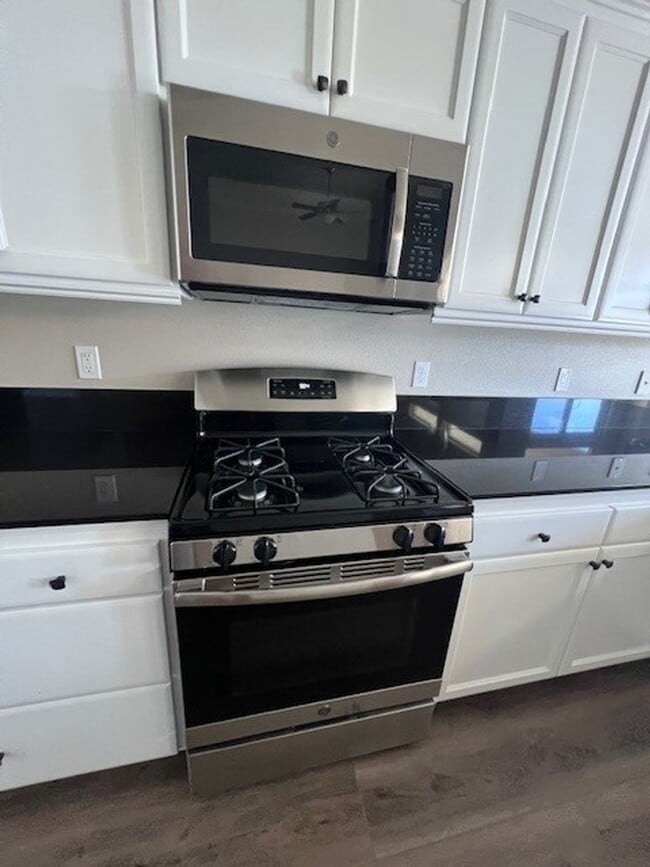 Building Photo - Coming Soon!