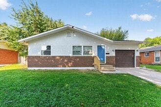 Building Photo - 1811 Stetson Rd