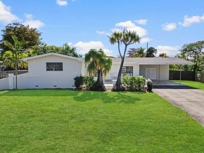 Building Photo - 9320 SW 125th Terrace