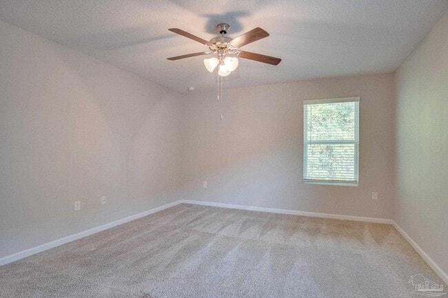 Building Photo - 7818 Lakeside Oaks Dr