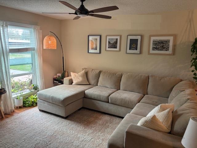 Building Photo - 7104 Hardy Dr