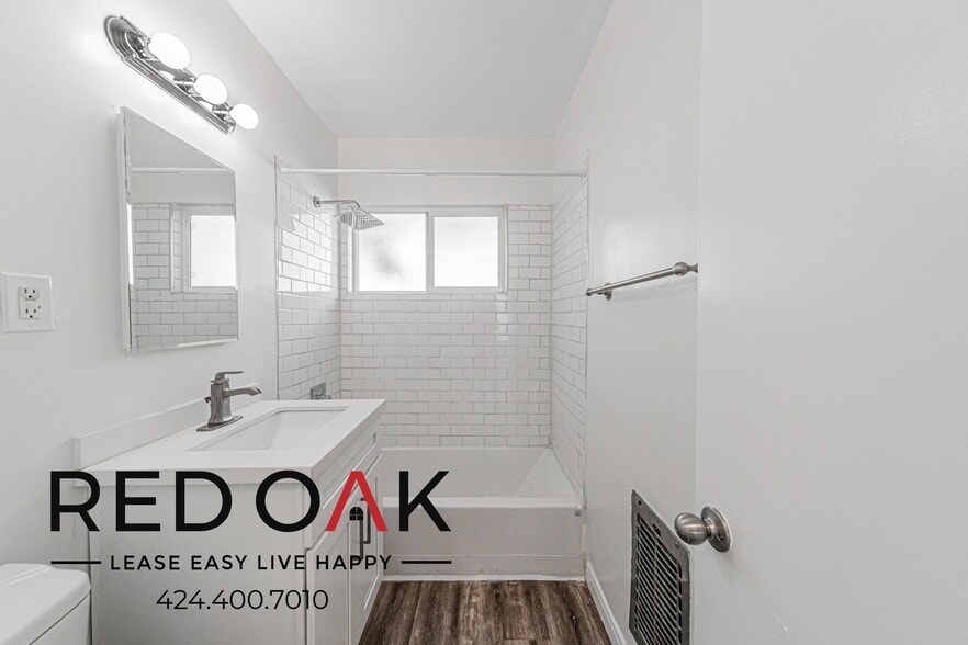 Building Photo - 641 N Serrano Ave