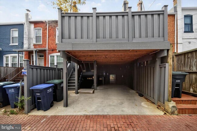 Building Photo - 146 U St NE