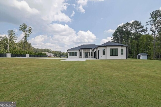 Building Photo - 2964 Old Peachtree Rd NE