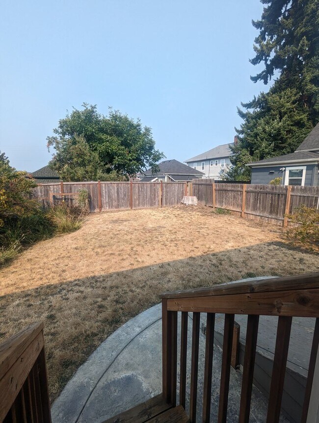 Building Photo - Charming 3-Bedroom Bremerton Home