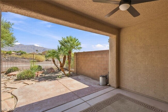 Building Photo - 8852 Regatta Bay Pl