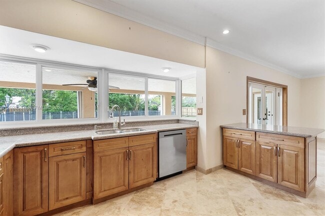 Building Photo - 13241 SW 99th Ct