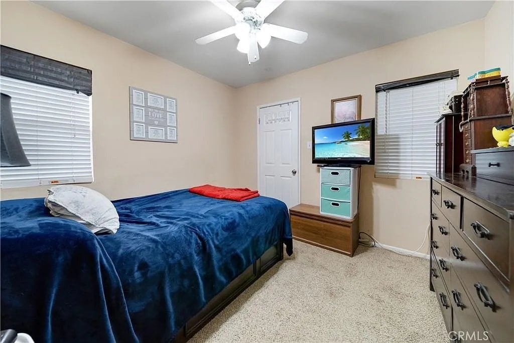 Building Photo - 8228 Oakhurst Pl