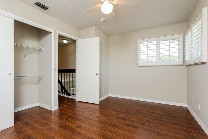 Building Photo - 1685 Torrington Cir