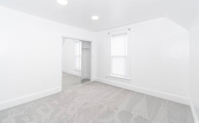 Building Photo - 1629 Prairie St