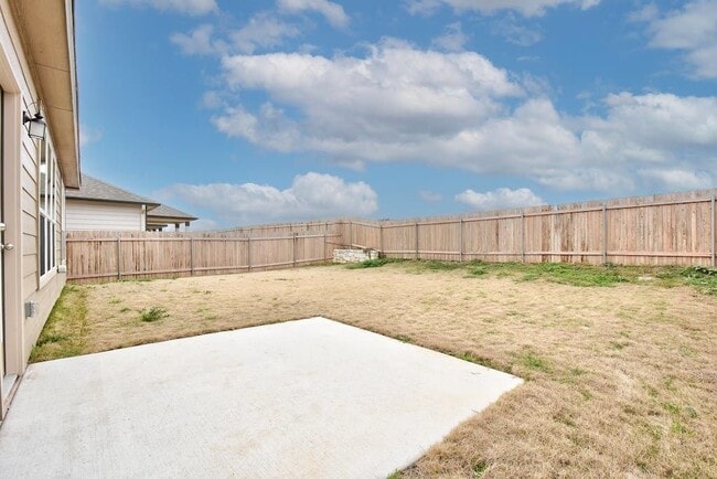 Building Photo - 8200 Knoxville Trl