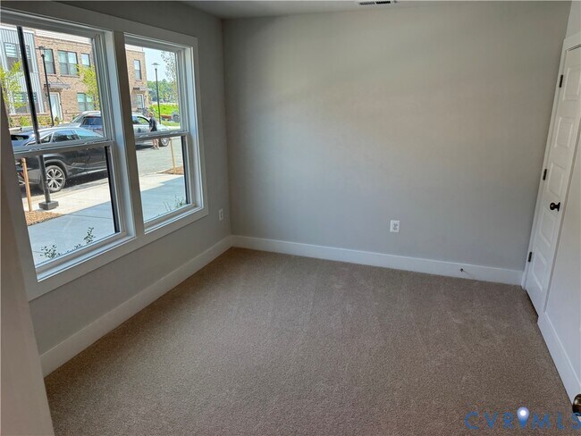 Building Photo - 9435 Alquist St