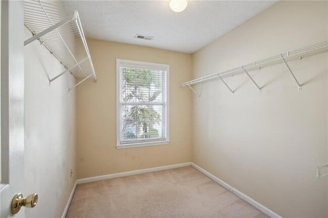 Building Photo - 1648 Jackson Way