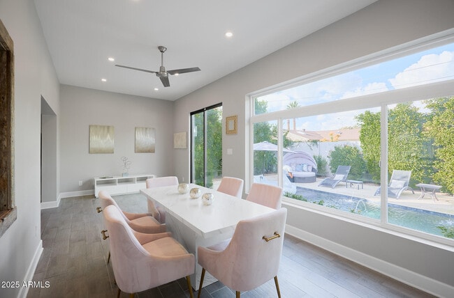 Building Photo - 8620 E Plaza Ave