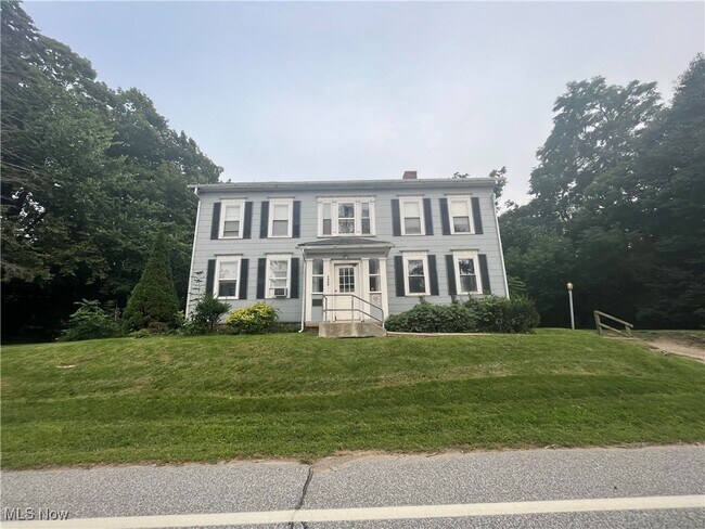 Primary Photo - 5466 S Ridge Rd