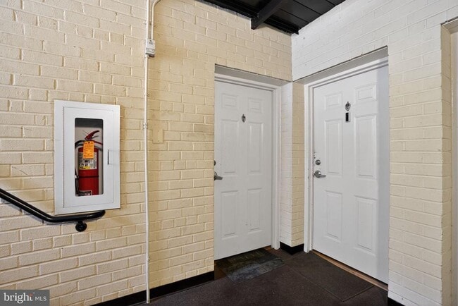 Building Photo - 3105 Naylor Rd SE