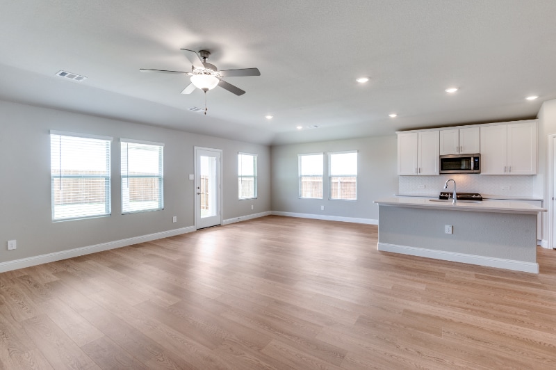 Building Photo - 611 Jack St