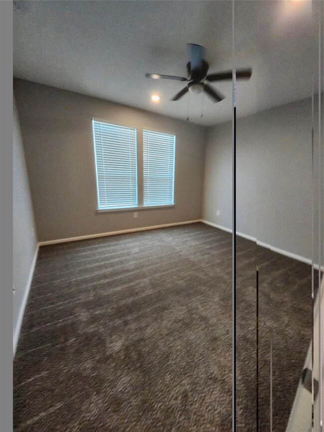 Building Photo - 26485 Red Clover Dr