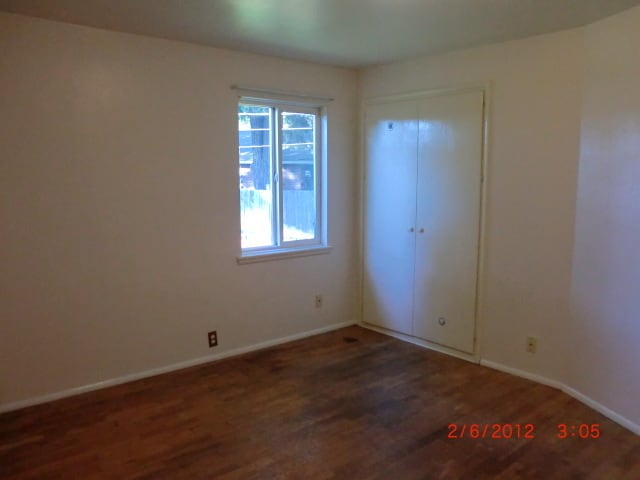 Building Photo - Rent Ready --- Pending approved tenant