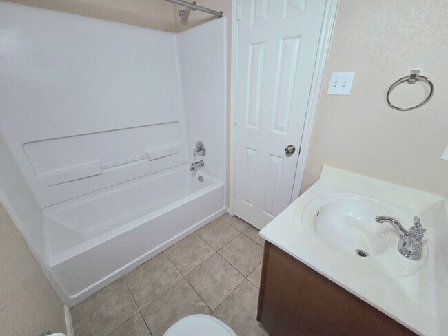 Building Photo - 4 Bed/ 2 Bath in Killeen TX