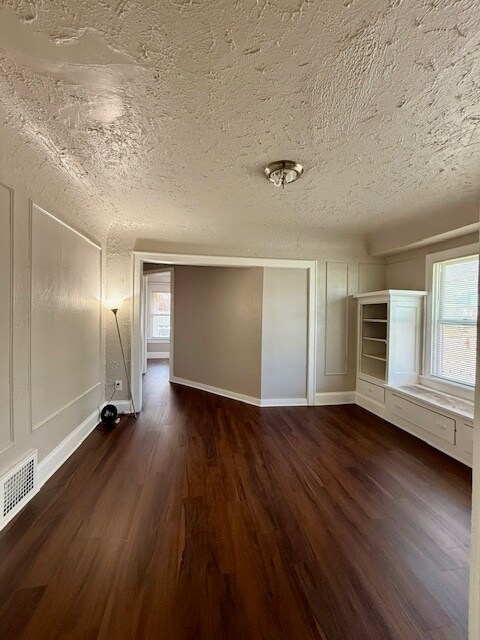 Building Photo - 3298 N 13th St