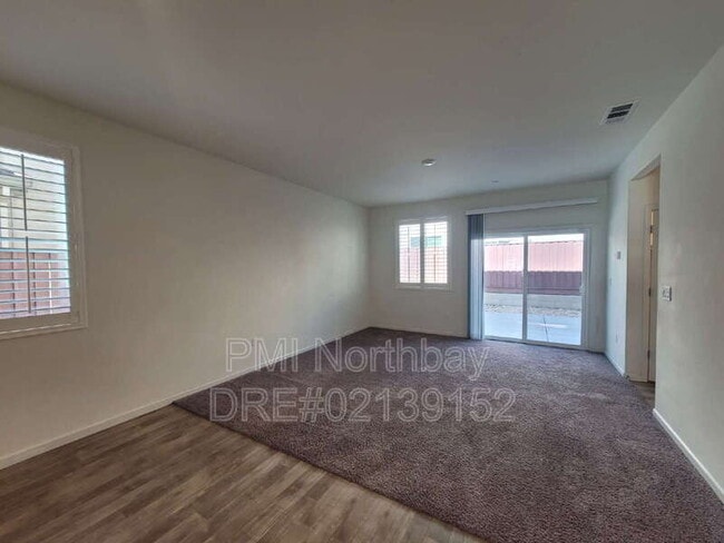 Building Photo - 1476 Descanso Ln