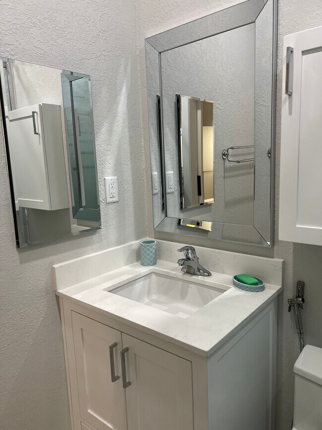 Building Photo - 19950 SW 132nd Ct