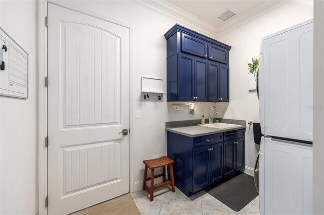 Building Photo - 8671 SW 83rd Loop