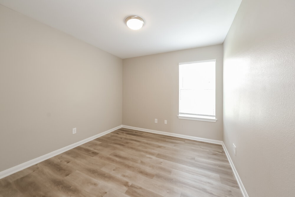 Building Photo - 200 N Crossing Trail