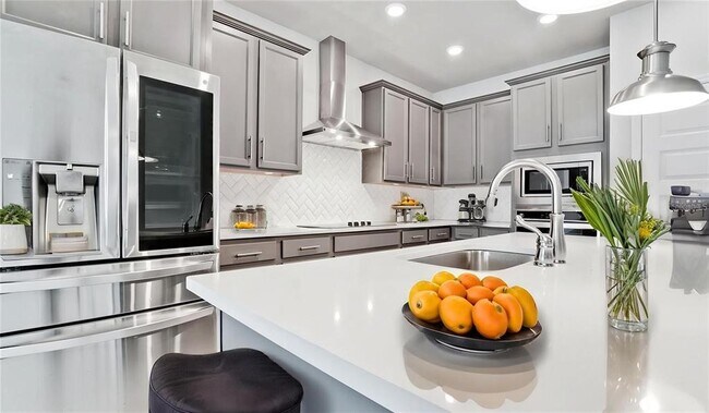 Building Photo - 5546 Spanish Moss Cv