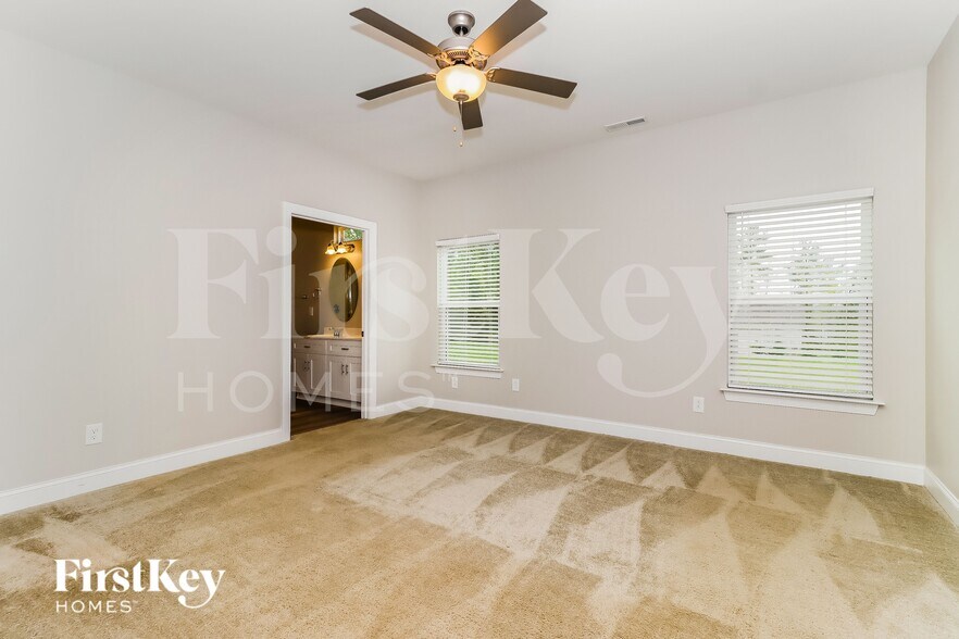 Building Photo - 105 Windstone Dr