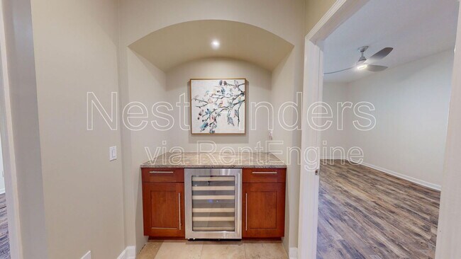 Building Photo - 1334 Charter Ct