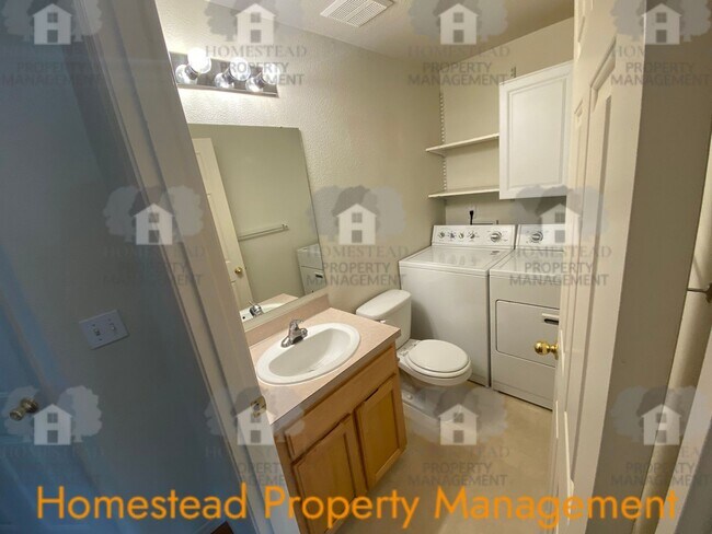 Building Photo - 164