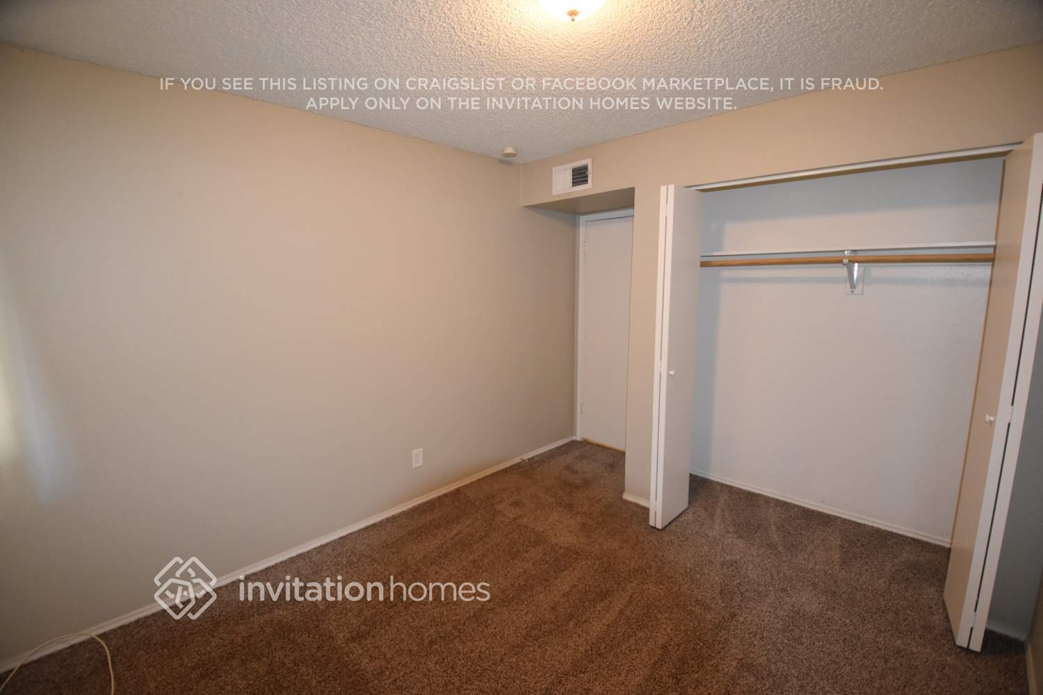 Building Photo - 3115 W Becker Ln