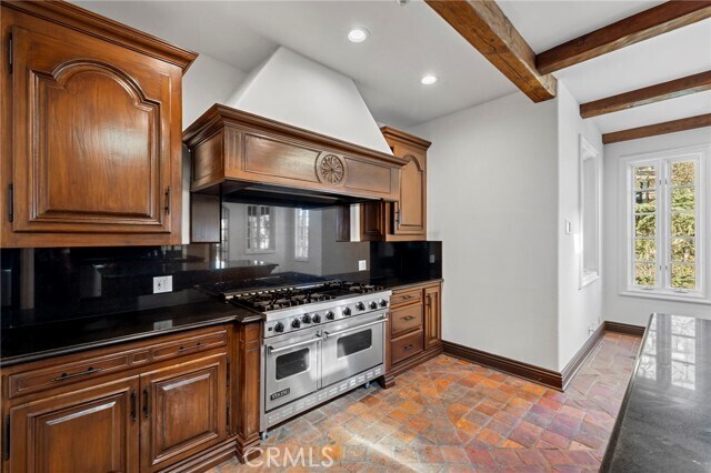 Building Photo - 1316 Beverly Grove Pl