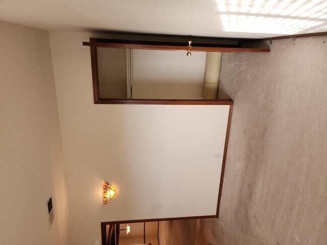 Building Photo - 9335 Admiral Lowell Pl NE