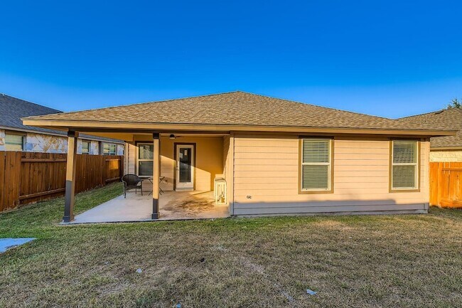 Building Photo - 1003 Sunny Meadows Loop