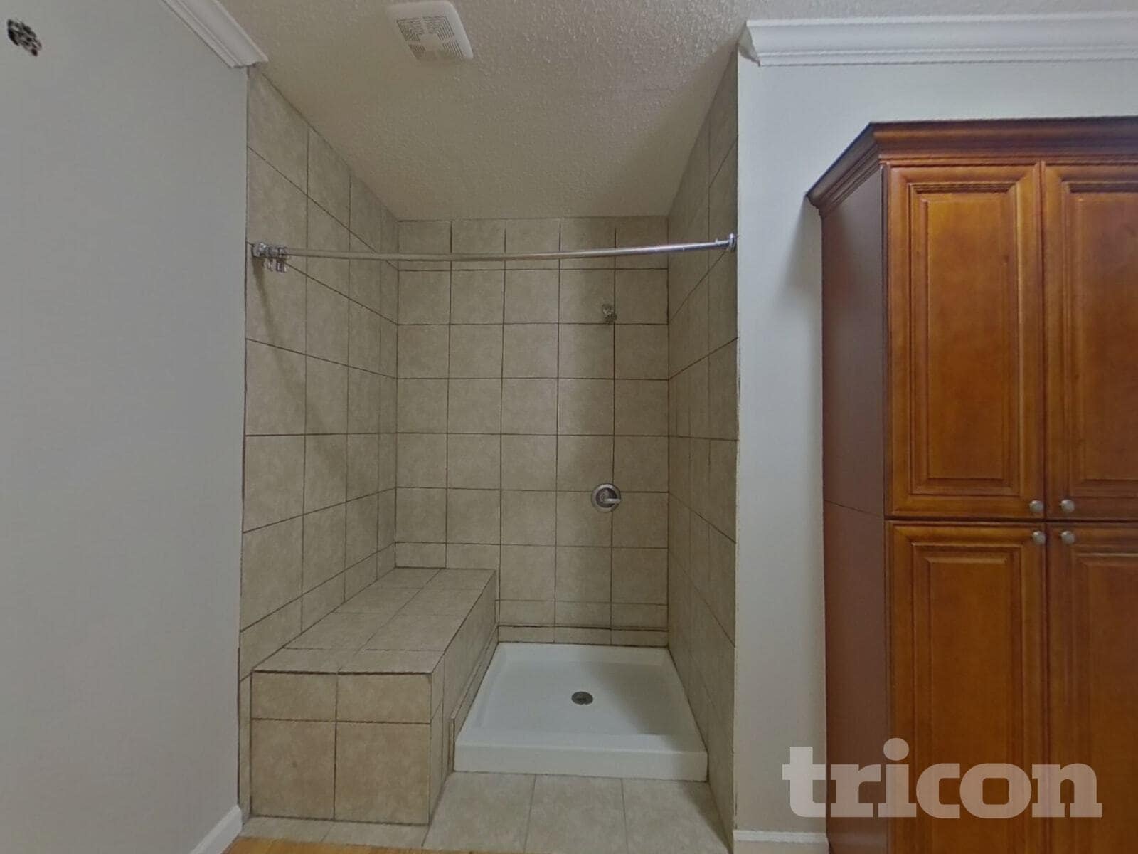 Building Photo - 790 James Madison Dr