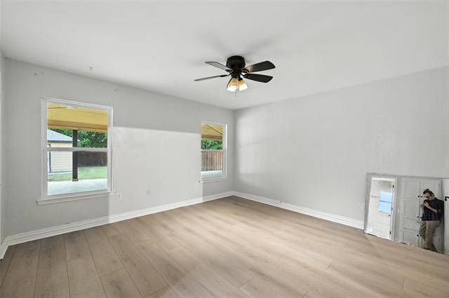 Building Photo - 3529 Alexandria Dr