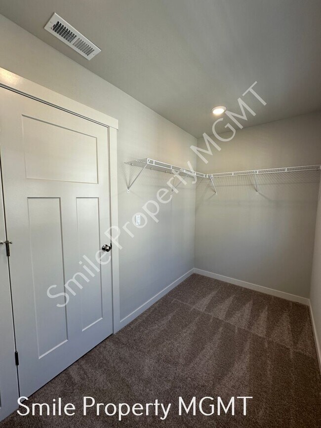 Building Photo - Brand New House for Rent