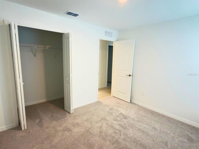 Building Photo - 2318 Allium Roseum Ln