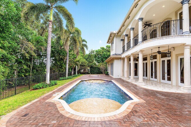 Building Photo - 4255 Gleneagles Dr